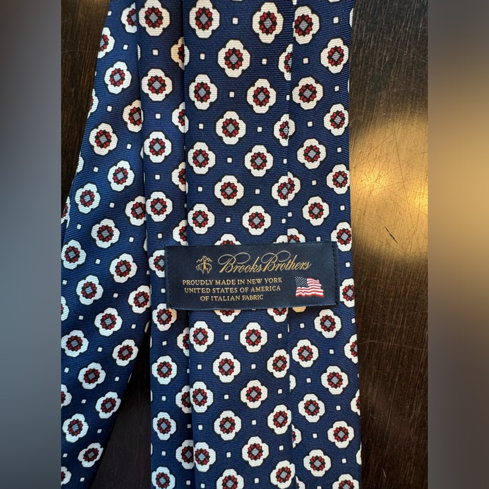 Brooks Brothers Navy‎ Petal Dot Linen & Silk-Blend Tie